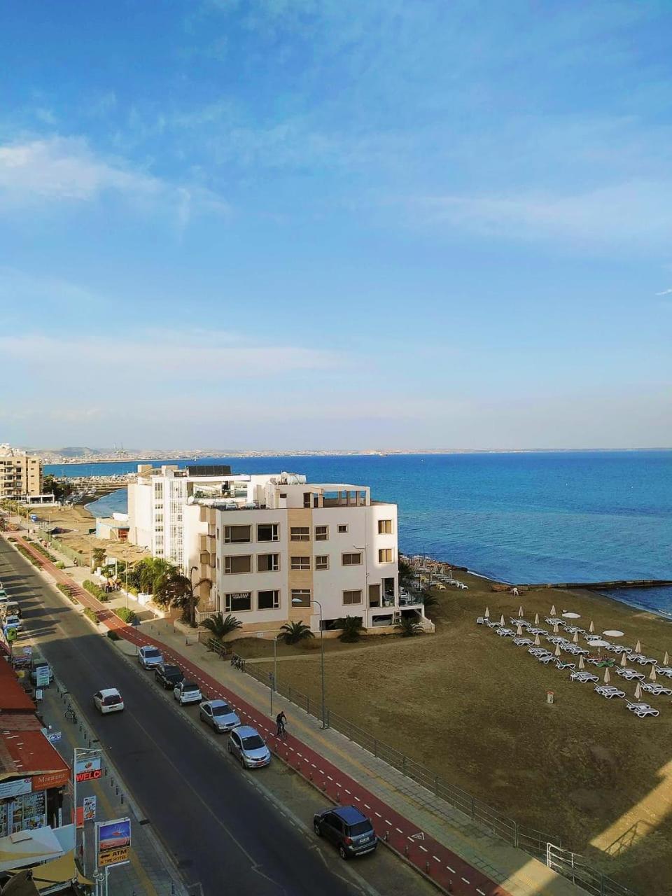 Mackenzie Beach Hotel Larnaca Exterior photo
